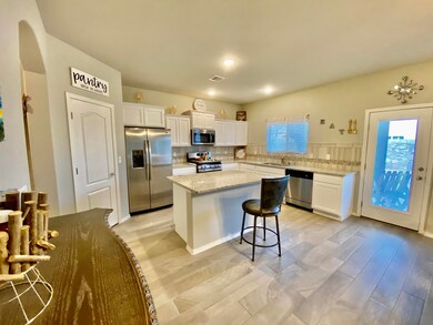 948 Nellind St, El Paso, TX 79928 - photo 7