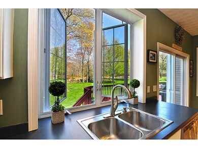 182 Fieldstone Ln, Saunderstown, RI 02874 - photo 6