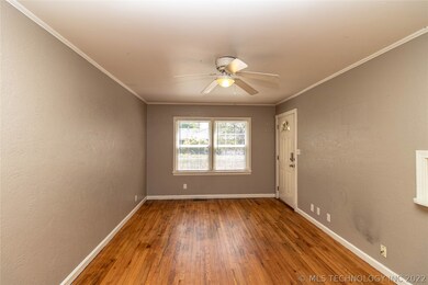 955 E 37th Place, Tulsa, OK 74105 - photo 2