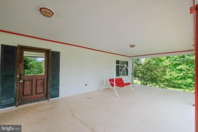 350 Bentonville Rd, Bentonville, VA 22610 - photo 6