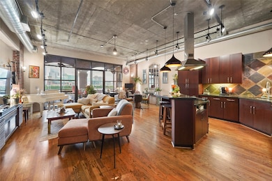 505 Bastrop St unit 403, Houston, TX 77003 - photo 3