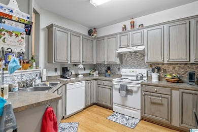 1105 Windsor Pkwy, Moody, AL 35004 - photo 7