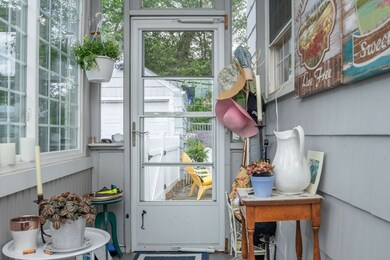 293 Fair St, Warwick, RI 02888 - photo 6