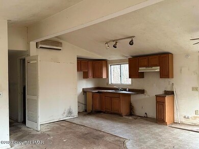 124, Cresco, PA 18326 - photo 3