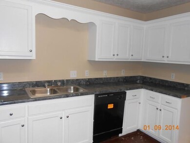 107 Cottonwood Dr, Shelbyville, TN 37160 - photo 5