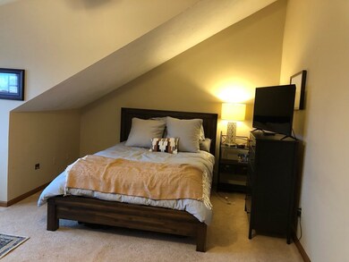 144 Quincy Shore Dr unit 130, Quincy, MA 02171 - photo 5