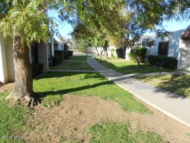 4644 W Desert Crest Dr, Glendale, AZ 85301 - photo 5