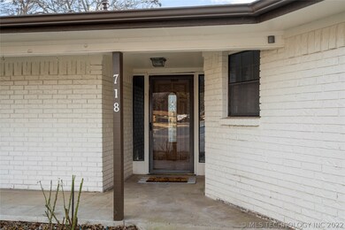 Cute Front Porch Possibilities