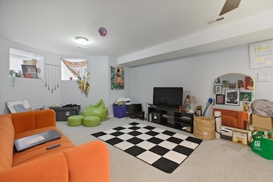 4423 S Prairie Ave unit GARDEN, Chicago, IL 60653 - photo 3