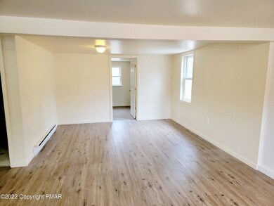 117 Maggie Way, Effort, PA 18330 - photo 2