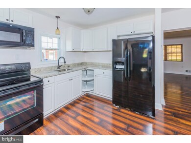 811 W 13th St, New Castle, DE 19720 - photo 7