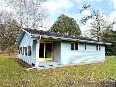 5423 N Cedar River Rd, Gladwin, MI 48624 - photo 5