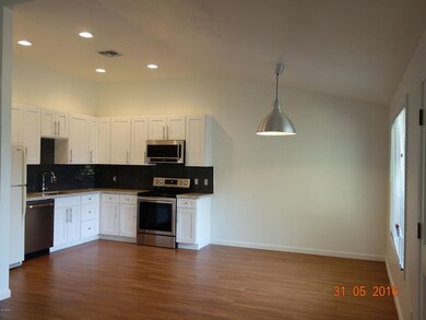 7653 E Minnezona Ave unit D17, Scottsdale, AZ 85251 - photo 4