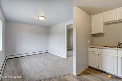 217 N Klevin livingroom 1