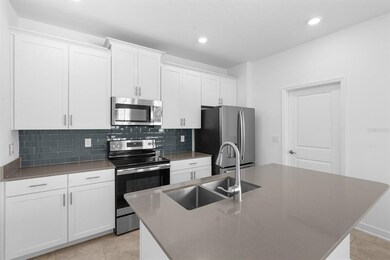 5645 Quiet Palm Loop, Saint Cloud, FL 34771 - photo 6