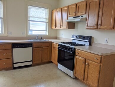 17 Benjamin Rd unit 2, Belmont, MA 02478 - photo 6