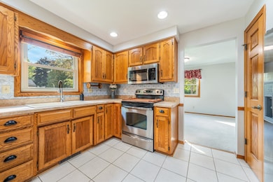 35 Greves Ct, Appleton, WI 54914 - photo 7