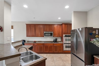 145 Springtree Gate, Cibolo, TX 78108 - photo 6