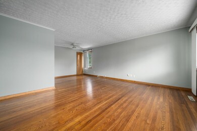 1025 Racine Ave, Columbus, OH 43204 - photo 6