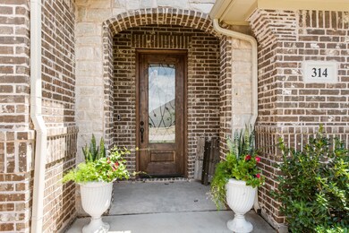 314 Paddle Boat Dr, Granbury, TX 76049 - photo 3