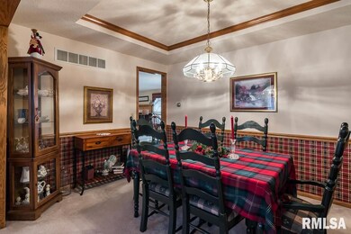 1317 W 51st St, Davenport, IA 52806 - photo 5