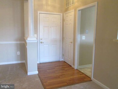 411 Hamlet Club Dr unit 204, Edgewater, MD 21037 - photo 3