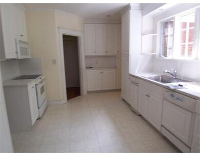 416 Mystic St unit 416, Arlington, MA 02474 - photo 7