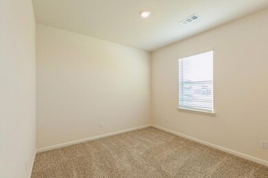10805 Copper Hills Ln, Fort Worth, TX 76108 - photo 3