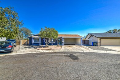 2837 N 57th Dr, Phoenix, AZ 85035 - photo 3