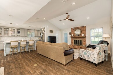 2047 County Road 540, Alvin, TX 77511 - photo 5