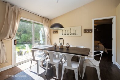 900 Fox Run Ln, Algonquin, IL 60102 - photo 3