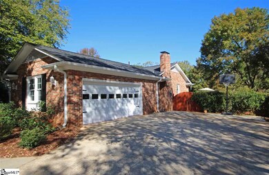 121 Seabury Dr, Greenville, SC 29615 - photo 2