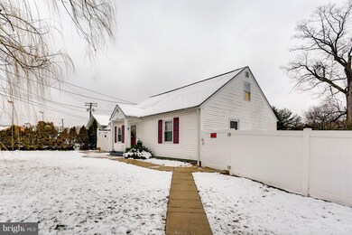 8645 Oakleigh Rd, Parkville, MD 21234 - photo 2