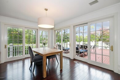009-photo-family-room-7032559