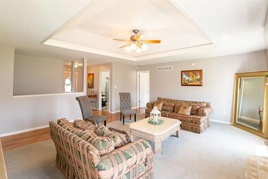 3403 SW 42nd Terrace, Topeka, KS 66610 - photo 5