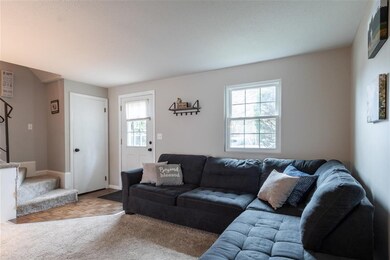 11 Fieldstone Dr, Londonderry, NH 03053 - photo 3