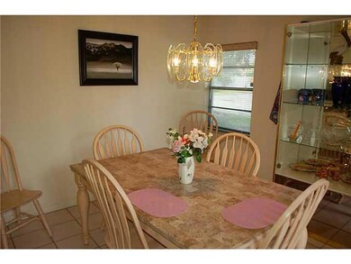 3102 SE Brook St unit 2, Stuart, FL 34997 - photo 5