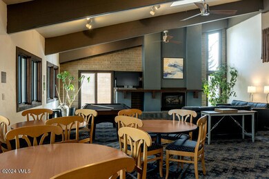Common Area Dining Room