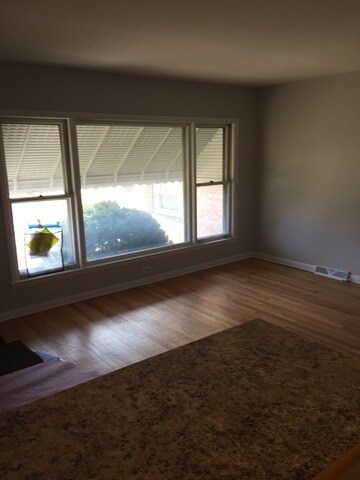 1344 Clarence Ave, Berwyn, IL 60402 - photo 2