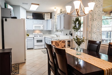 8122 Trail Side Dr, Houston, TX 77040 - photo 2