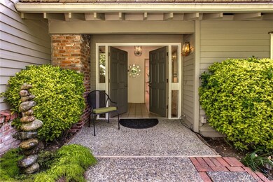 9321 SE 57th St, Mercer Island, WA 98040 - photo 4