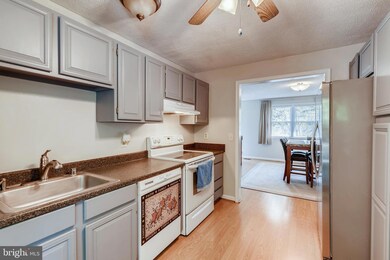 1502 Hickory Wood Dr, Annapolis, MD 21409 - photo 7