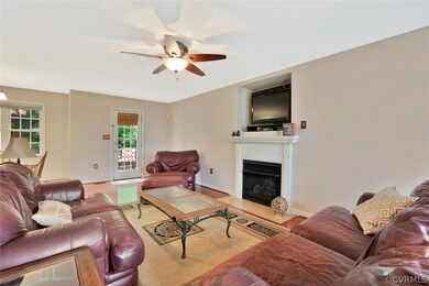 15355 Featherchase Dr, Chesterfield, VA 23832 - photo 6