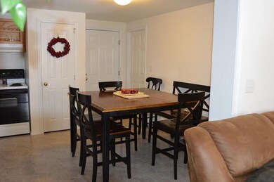 Eat in kitchen