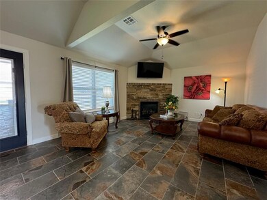 2106 Whispering Pine Blvd, Shawnee, OK 74804 - photo 6