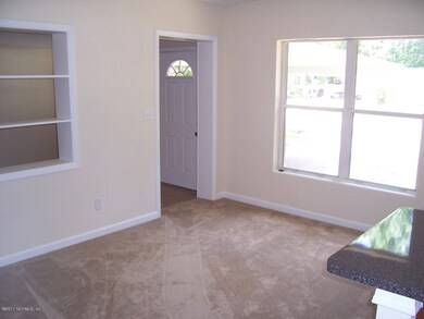 2904 Parr Ct E, Jacksonville, FL 32216 - photo 6