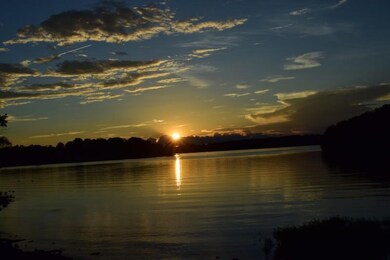 200 Hamilton Ct, Manchester, TN 37355 - photo 3