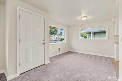 257 Baltimore St, Longview, WA 98632 - photo 7