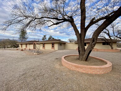 Drive & Guest House Parking