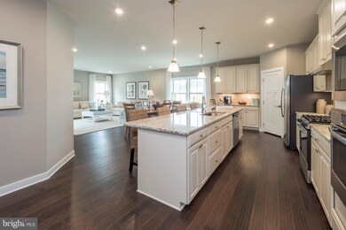 1112 Futurity St, Frederick, MD 21702 - photo 3